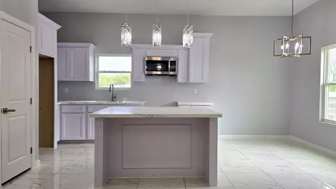 Kitchen - 2341 Mango Rd, Laredo, TX 78046 photo 2 of 2