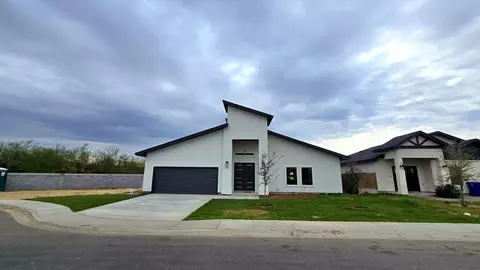 Exterior - 2341 Mango Rd, Laredo, TX 78046 photo 2 of 3