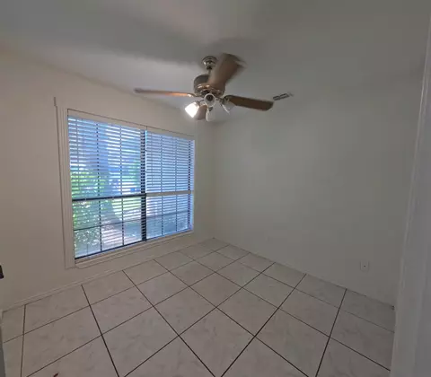 Bedroom - 1217 Lyles Lp, Laredo, TX 78045 photo 1 of 2