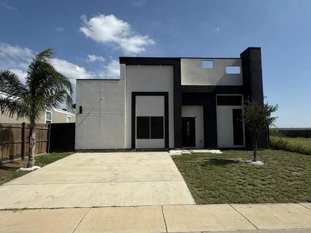 2811 Lavanda Dr, Laredo, TX 78046