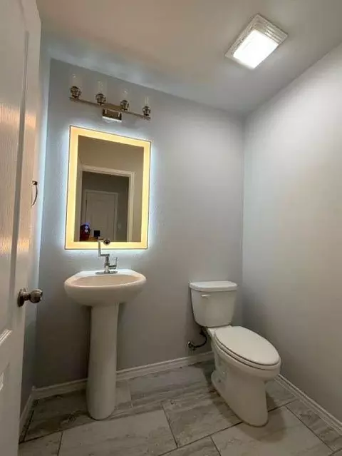 5611 Lone Star Loop, Laredo, TX 78046 photo 3