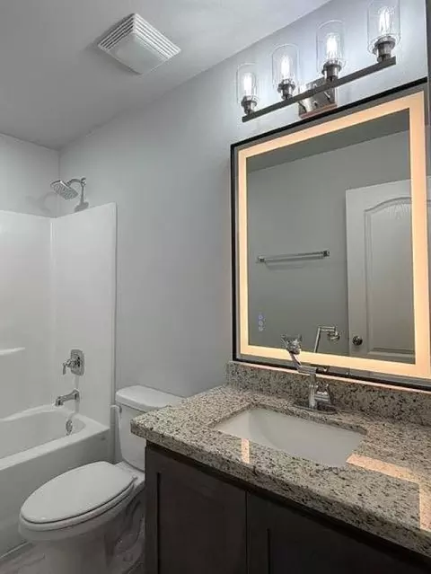 5611 Lone Star Loop, Laredo, TX 78046 photo 11