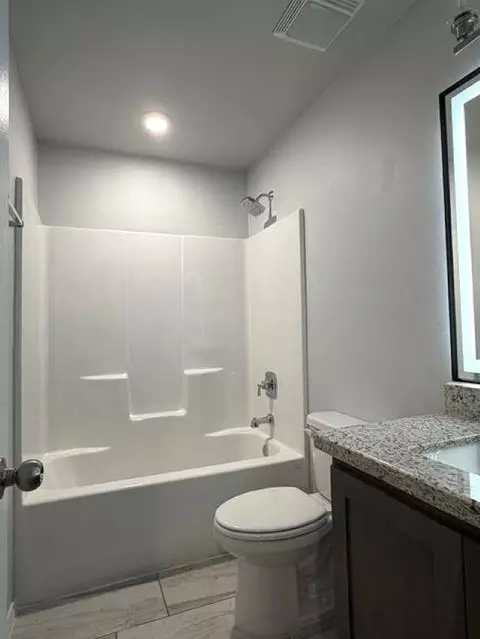 5611 Lone Star Loop, Laredo, TX 78046 photo 10