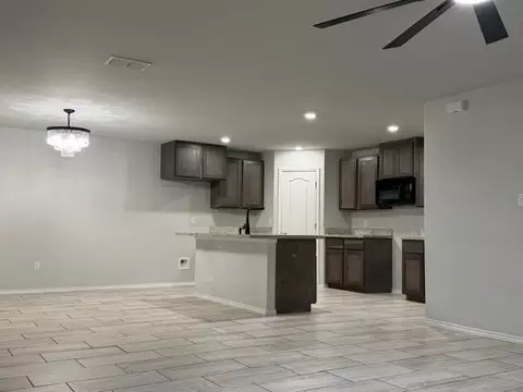 5611 Lone Star Loop, Laredo, TX 78046 photo 7