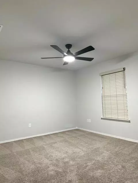 5611 Lone Star Loop, Laredo, TX 78046 photo 12