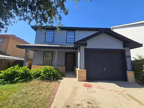 2424 Alegria St, Laredo, TX 78046