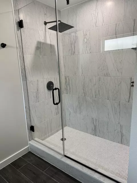 Bath - 1322 Sambar Lp, Laredo, TX 78045 photo 3 of 3