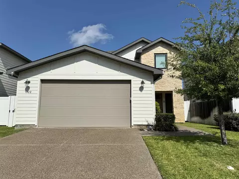 1322 Sambar Lp, Laredo, TX 78045