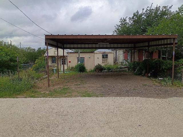 5317 Mercedes Ln, Zapata, TX 78076