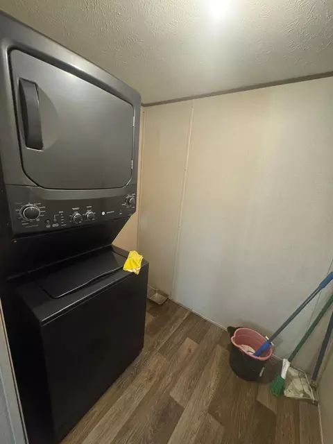 708 Bigleaf Dr, Laredo, TX 78046 photo 2