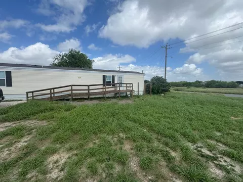 708 Bigleaf Dr, Laredo, TX 78046 photo 7
