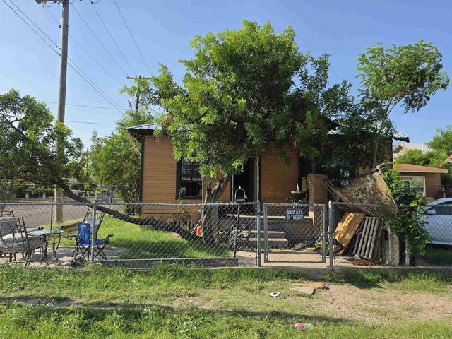 1120 Scott St, Laredo, TX 78040