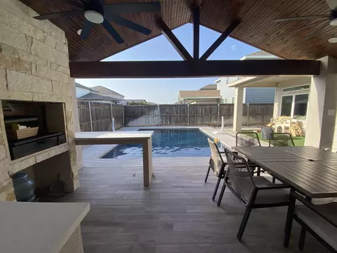 Exterior - 1232 Sambar Lp, Laredo, TX 78045 photo 3 of 4