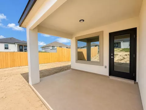 Exterior - 6002 Servando Dr, Laredo, TX 78046 photo 2 of 3
