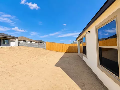 Exterior - 6002 Servando Dr, Laredo, TX 78046 photo 3 of 3