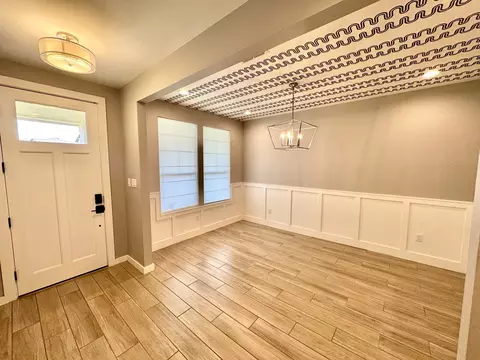 Entry Way - 1950 Sambar Lp, Laredo, TX 78045 photo 1 of 2