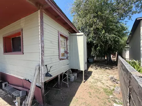 207 Devon W Pl, Laredo, TX 78045 photo 13