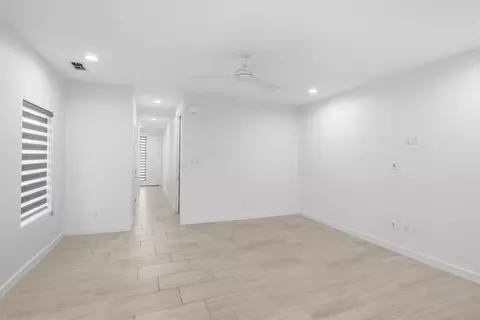Living - 416 Deer Path Loop, Laredo, TX 78045 photo 4 of 6