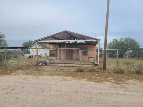 302 Camino Bolivar, Laredo, TX 78045