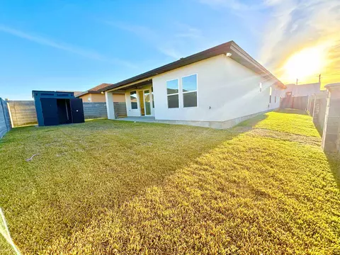 Exterior - 502 Journey Loop, Laredo, TX 78045 photo 5 of 5