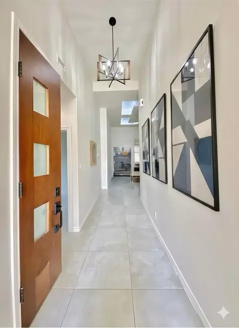 Entry Way - 502 Journey Loop, Laredo, TX 78045 photo 2 of 3