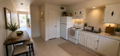 Kitchen - 602 E Ash St, Laredo, TX 78040 photo 1 of 2