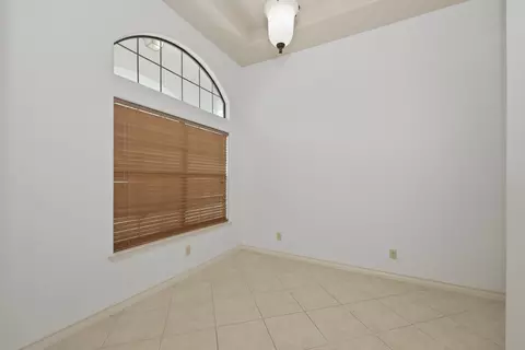 Other - 10818 Marfa Rd, Laredo, TX 78045 photo 4 of 7