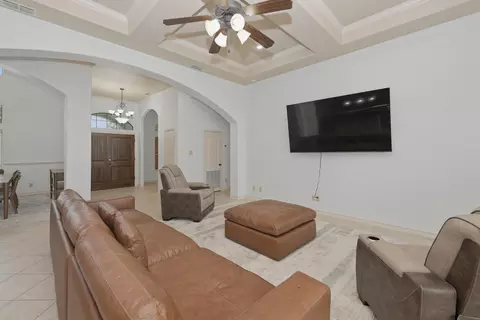 Living - 10818 Marfa Rd, Laredo, TX 78045 photo 1 of 1