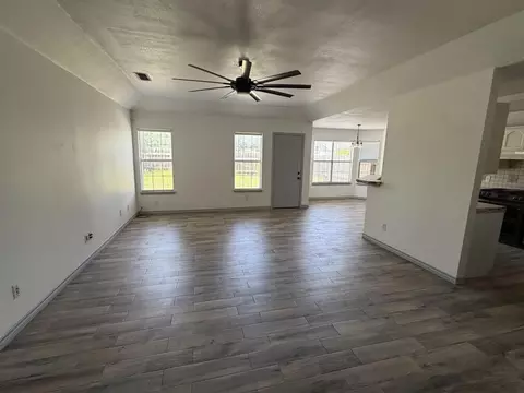 Living - 307 Cinnamon Teal Lp, Laredo, TX 78045 photo 1 of 4