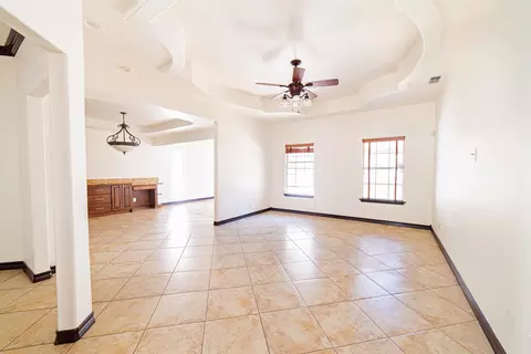 Living - 2110 Lima Lp, Laredo, TX 78045 photo 2 of 5