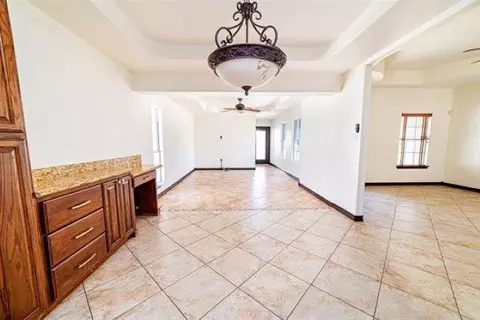 Living - 2110 Lima Lp, Laredo, TX 78045 photo 5 of 5