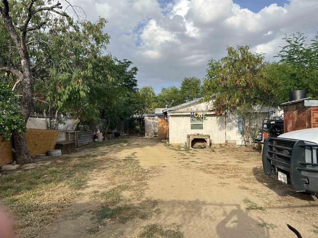 2715 Cedar Ave, Laredo, TX 78040