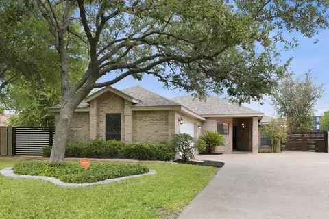 1147 Quail Hollow Lp, Laredo, TX 78045