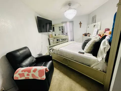 Bedroom - 3012 St Isaac Lp, Laredo, TX 78046 photo 4 of 4