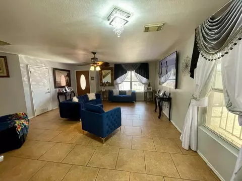 Living - 3012 St Isaac Lp, Laredo, TX 78046 photo 1 of 4