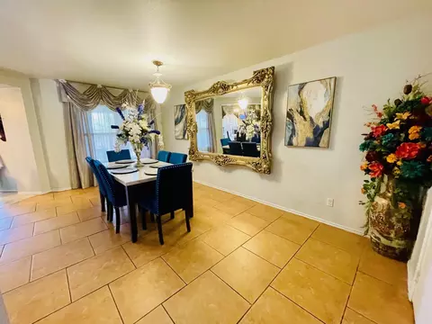 Dining - 3012 St Isaac Lp, Laredo, TX 78046 photo 1 of 2