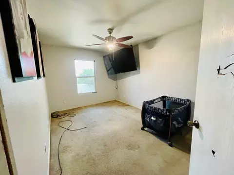 Bedroom - 3012 St Isaac Lp, Laredo, TX 78046 photo 2 of 4