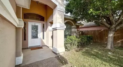 2083 Quito Lp, Laredo, TX 78041 photo 2