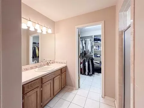 2083 Quito Lp, Laredo, TX 78041 photo 13