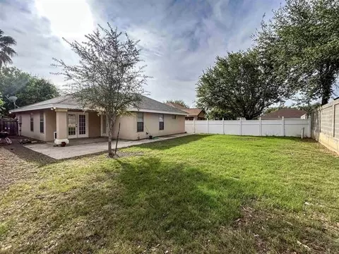 2083 Quito Lp, Laredo, TX 78041 photo 15