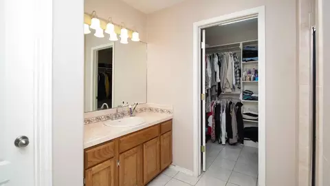 2083 Quito Lp, Laredo, TX 78041 photo 11