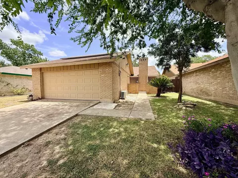 313 Wyoming St, Laredo, TX 78041