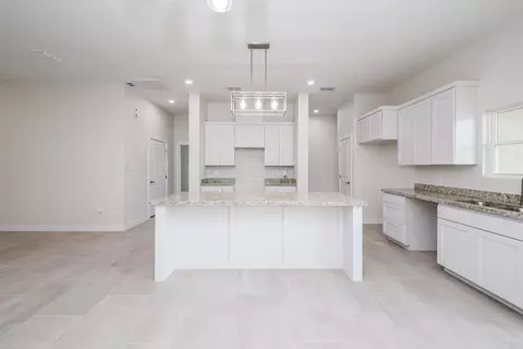 Kitchen - 1706 Belgian Blue Lp, Laredo, TX 78046 photo 1 of 2