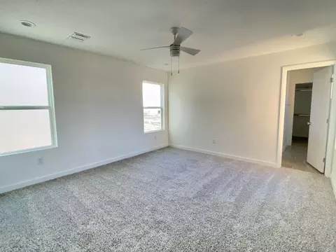 Bedroom - 512 Deer Path Loop, Laredo, TX 78045 photo 4 of 6