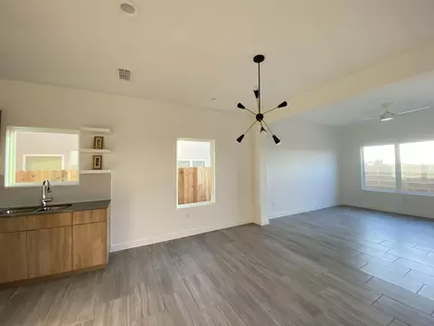 Living - 512 Deer Path Loop, Laredo, TX 78045 photo 1 of 4