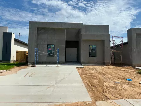 218 Lusitano Dr, Laredo, TX 78046