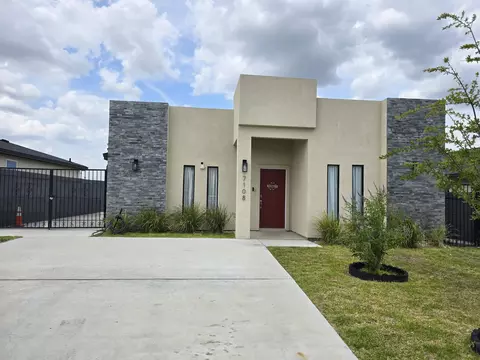 7108 El Meson Dr, Laredo, TX 78043
