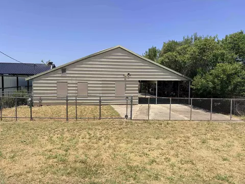 1723 Siesta Ln, Zapata, TX 78076
