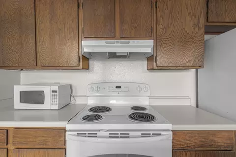 Kitchen - 100 Hillside Rd #209, Laredo, TX 78041 photo 5 of 5