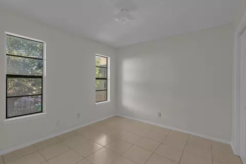 Bedroom - 100 Hillside Rd #209, Laredo, TX 78041 photo 2 of 2